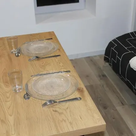 Apartment Studio Avec Mezzanine Pour 4 *